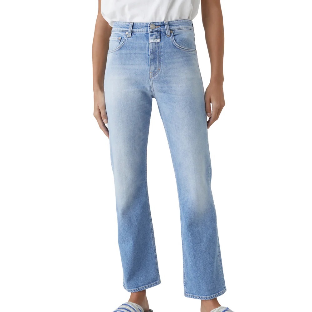 Closed Baylin Straight Leg Jeans Classic Style
